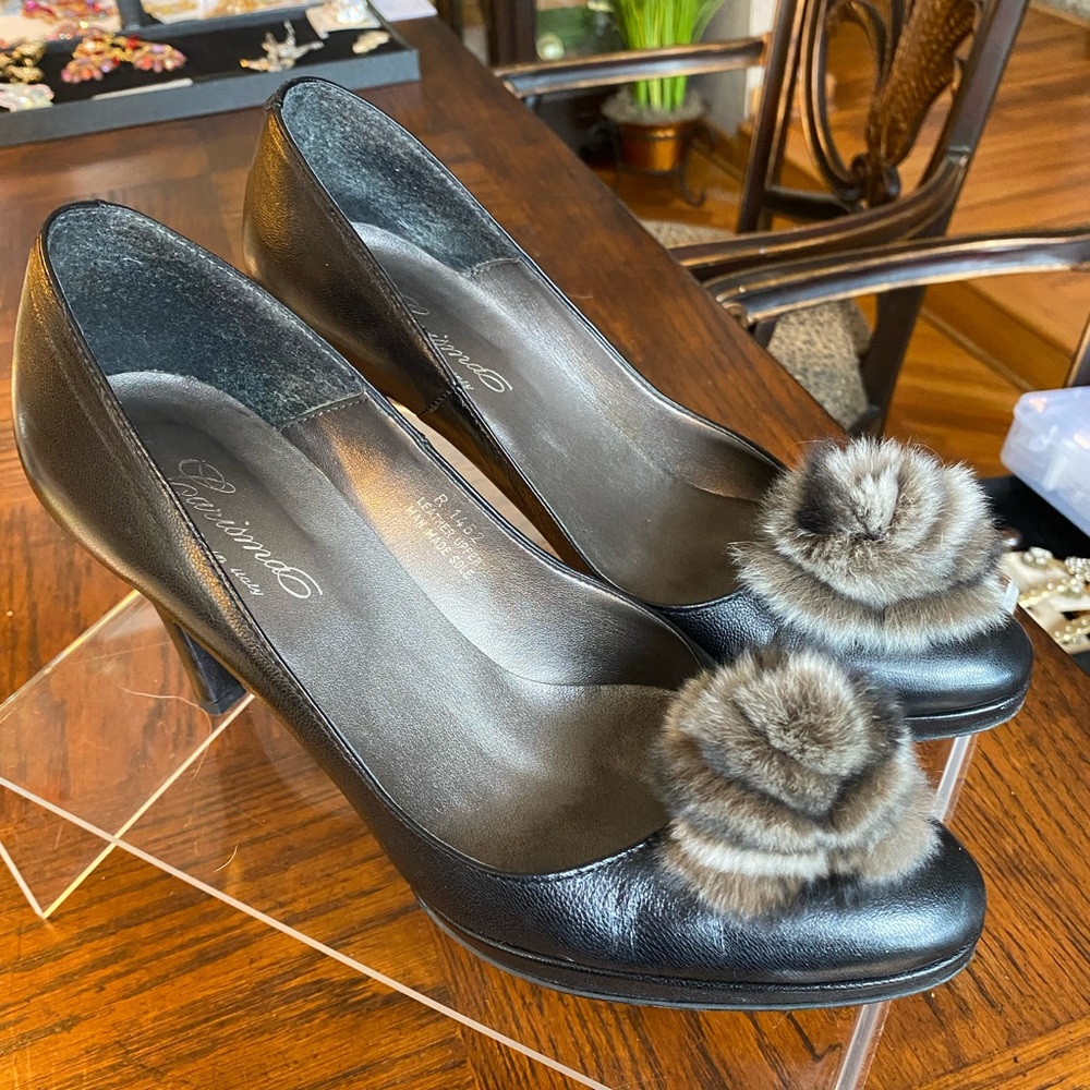 CARISMA Size 8 Black leather with Grey furry PomPom 3.75” heel on platform Pump - Picture 3 of 8